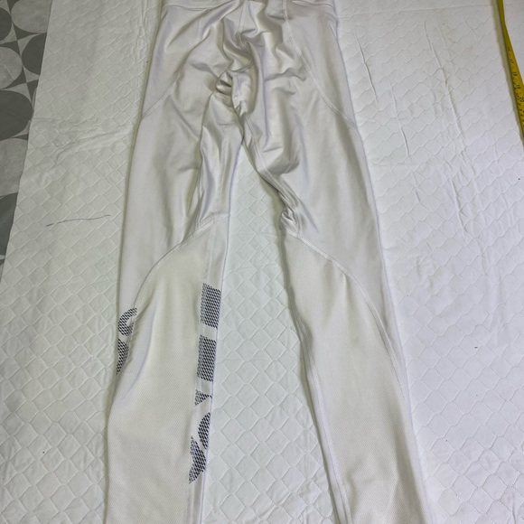 Adidas medium - Picture 2 of 3